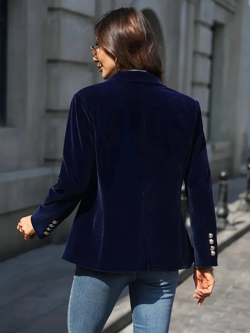 Isabelle | Luxurious And Timeless Velvet Blazer