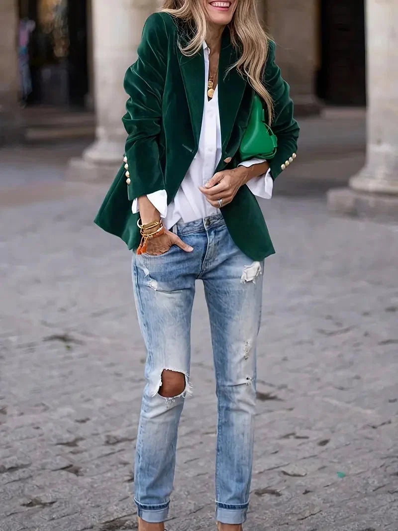 Isabelle | Luxurious And Timeless Velvet Blazer