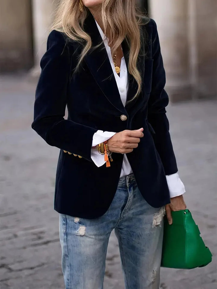 Isabelle | Luxurious And Timeless Velvet Blazer
