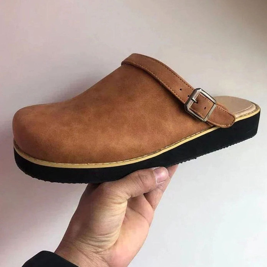Daniel | Orthopedic Clogs – Comfortable Leather Slip-Ons for Men