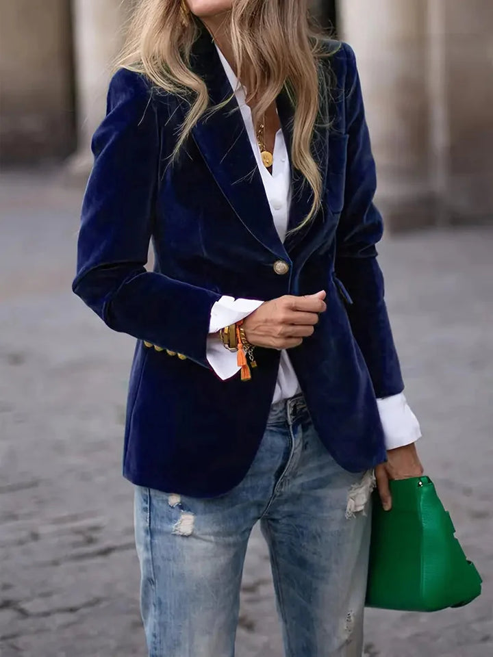 Isabelle | Luxurious And Timeless Velvet Blazer