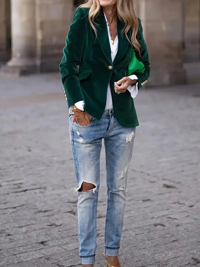 Isabelle | Luxurious And Timeless Velvet Blazer
