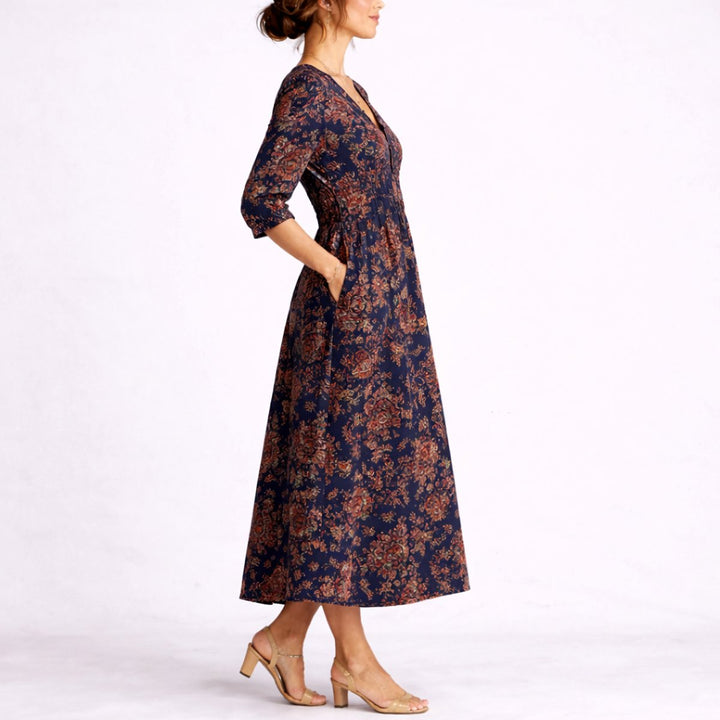 Aurora | Edles und vorteilhaftes Midikleid für eine Herbsthochzeit