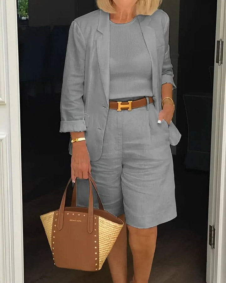 Riley | Two-Piece Suit Set – Stylish Blazer and Tailored Shorts