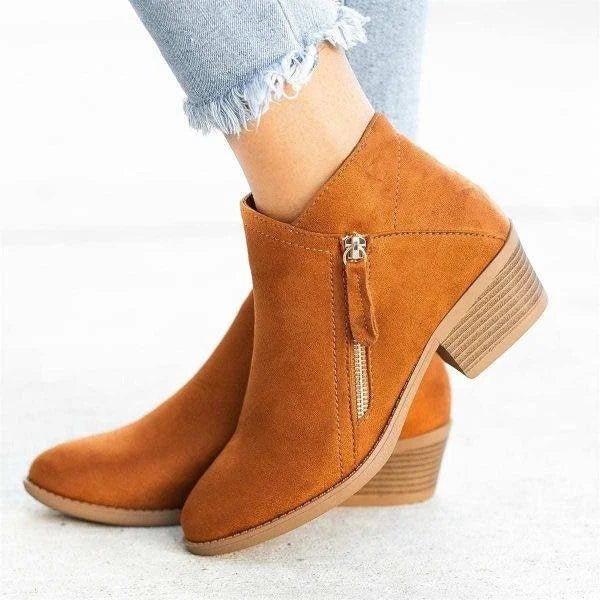 Lea | Chic and Elegant Low-Heel Ankle Boots 1
