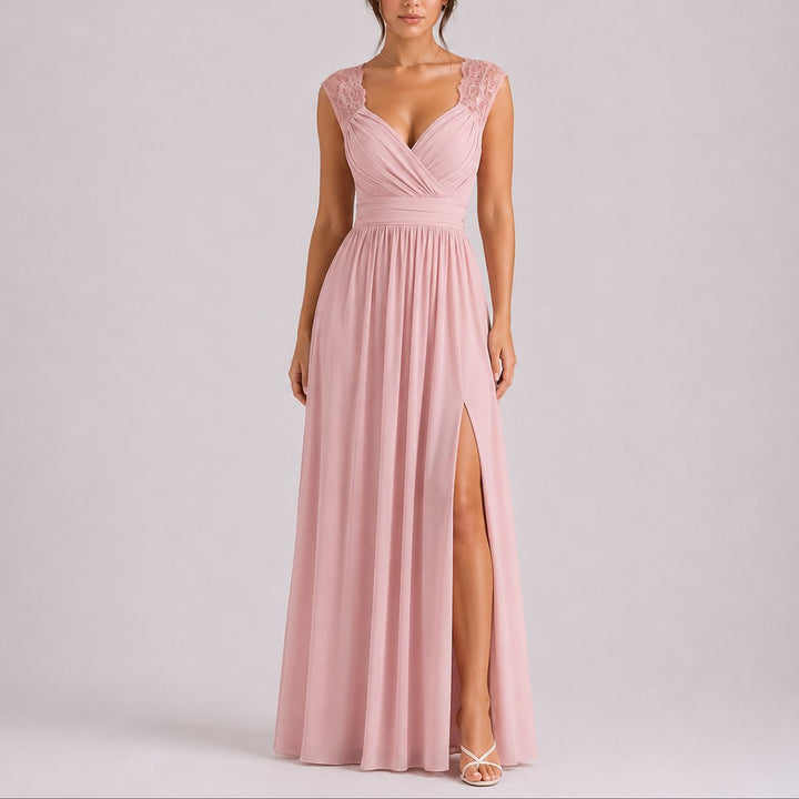 Freya | Anmutiges und romantisches Spitzen-Maxikleid für eine Herbsthochzeit