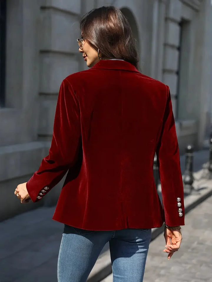 Isabelle | Luxurious And Timeless Velvet Blazer