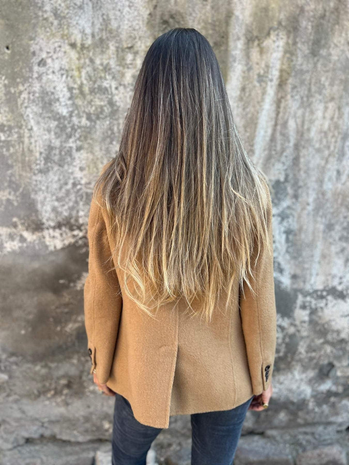 Nathalie | Eleganter und vielseitiger maßgeschneiderter Damenblazer