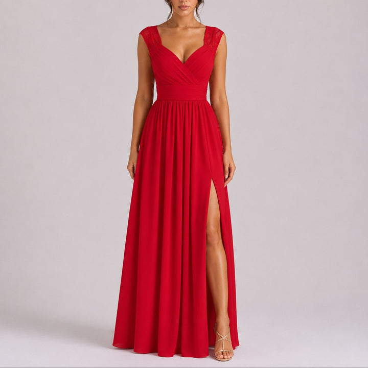 Freya | Anmutiges und romantisches Spitzen-Maxikleid für eine Herbsthochzeit